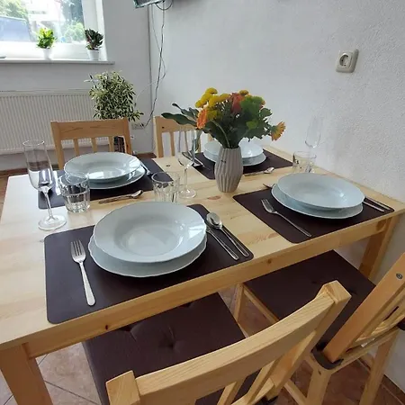 Apartment Am Hofladen Hellendorf - Saechsische Schweiz *